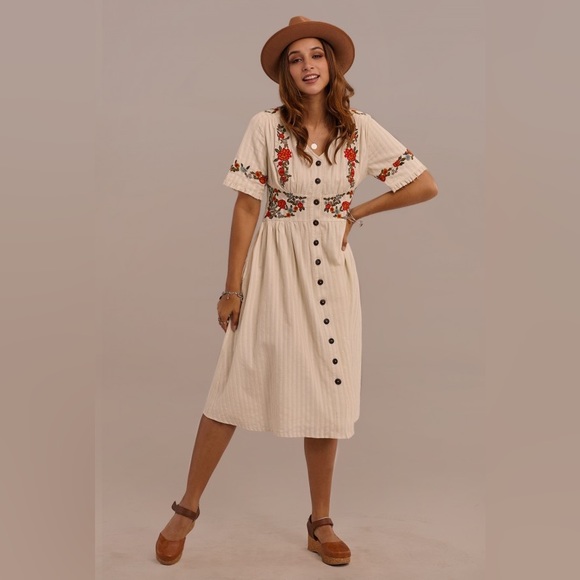 V-Neck Cream/Off White Embroidered Floral Midi Button Dress | Size L - Picture 3 of 10